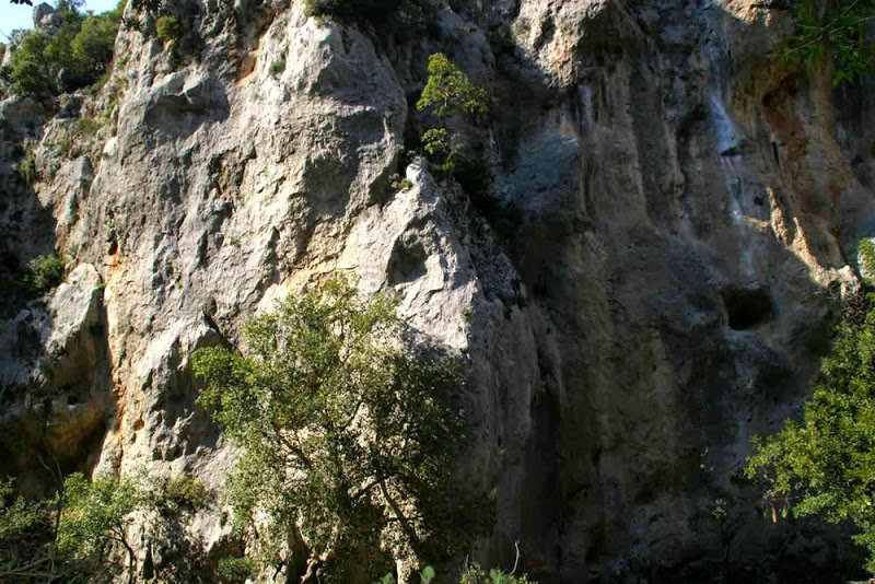 SAINT NICOLAS (23 Climbs)